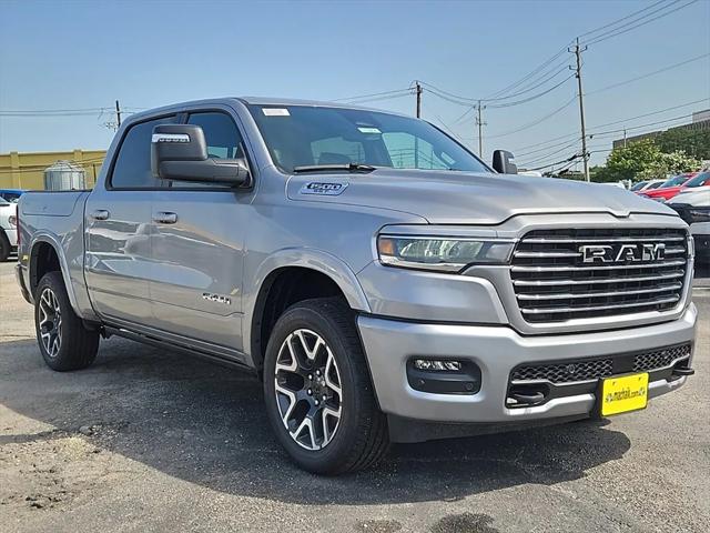 2025 RAM Ram 1500 RAM 1500 LARAMIE CREW CAB 4X4 57 BOX