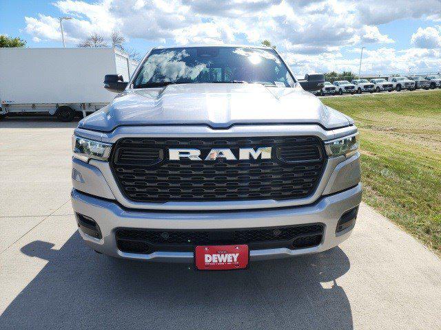 2025 RAM Ram 1500 RAM 1500 BIG HORN CREW CAB 4X4 57 BOX