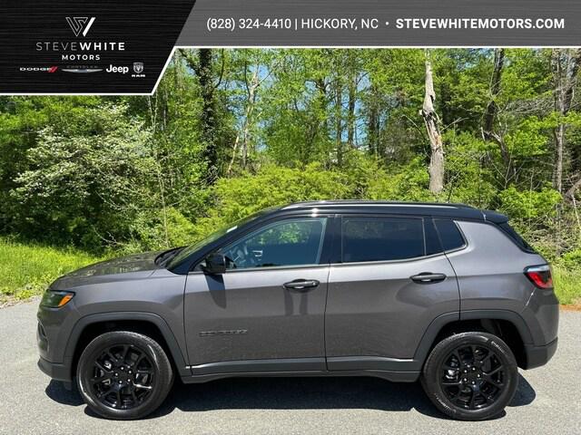 2024 Jeep Compass COMPASS LATITUDE 4X4