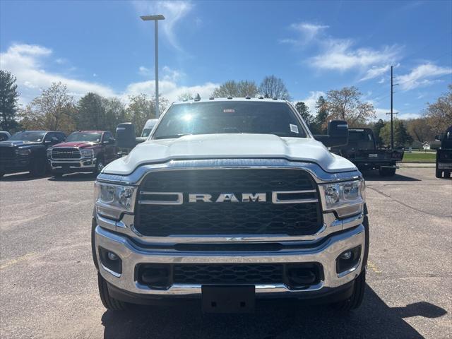 2024 RAM Ram 5500 Chassis Cab RAM 5500 TRADESMAN CHASSIS CREW CAB 4X2 84 CA