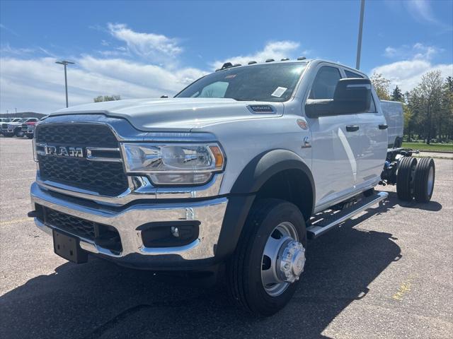 2024 RAM Ram 5500 Chassis Cab RAM 5500 TRADESMAN CHASSIS CREW CAB 4X2 84 CA