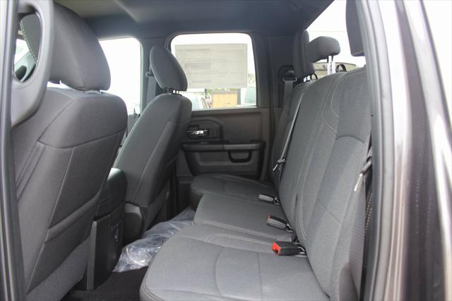 2024 Ram 1500 Classic Warlock Quad Cab 4x4 6'4" Box