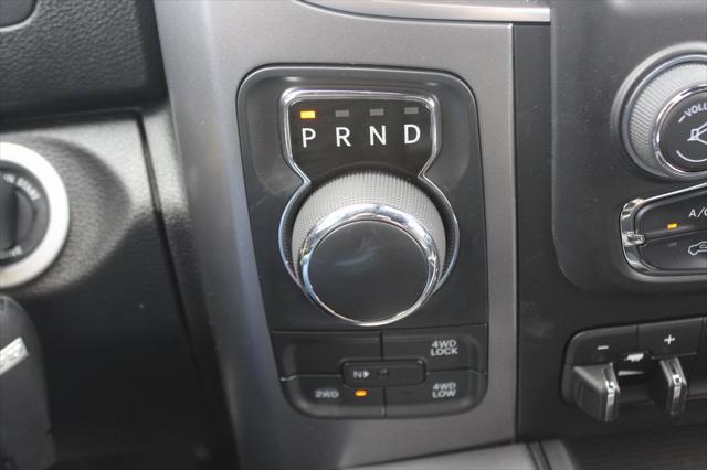 2024 Ram 1500 Classic Warlock Quad Cab 4x4 6'4" Box