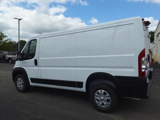 2024 RAM Ram ProMaster RAM PROMASTER 1500 SLT CARGO VAN LOW ROOF 136 WB