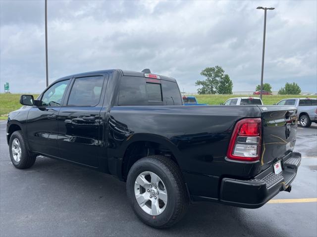 2024 RAM Ram 1500 RAM 1500 TRADESMAN CREW CAB 4X4 57 BOX