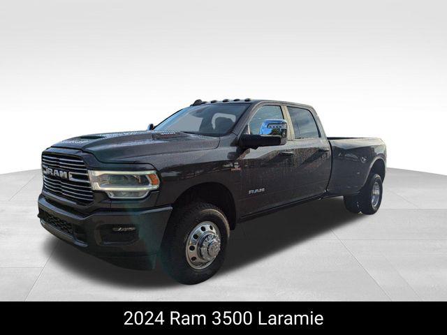 2024 RAM Ram 3500 RAM 3500 LARAMIE CREW CAB 4X4 8 BOX