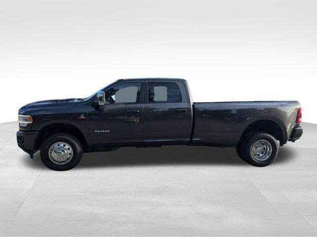 2024 RAM Ram 3500 RAM 3500 LARAMIE CREW CAB 4X4 8 BOX