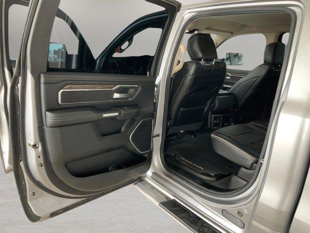 2019 Ram 1500 Laramie Crew Cab 4x4 5'7" Box