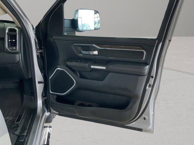 2019 Ram 1500 Laramie Crew Cab 4x4 5'7" Box
