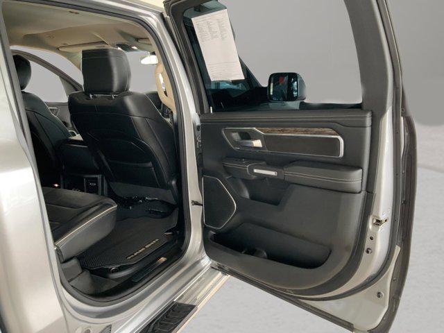 2019 Ram 1500 Laramie Crew Cab 4x4 5'7" Box