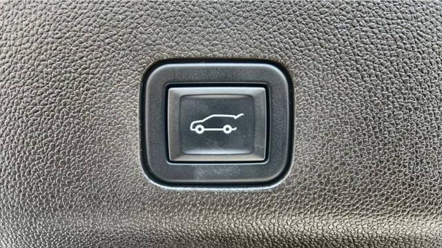 2021 GMC Yukon XL 4WD Denali