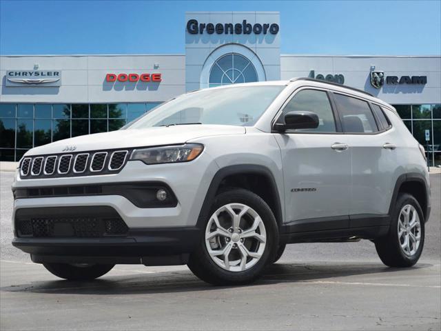 2024 Jeep Compass COMPASS LATITUDE 4X4