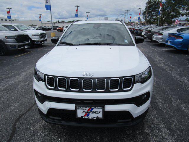 2024 Jeep Compass COMPASS LATITUDE LUX 4X4