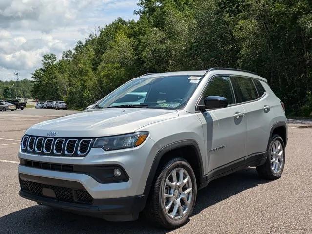 2024 Jeep Compass COMPASS LATITUDE LUX 4X4