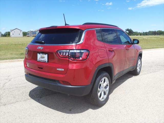 2024 Jeep Compass COMPASS LATITUDE 4X4