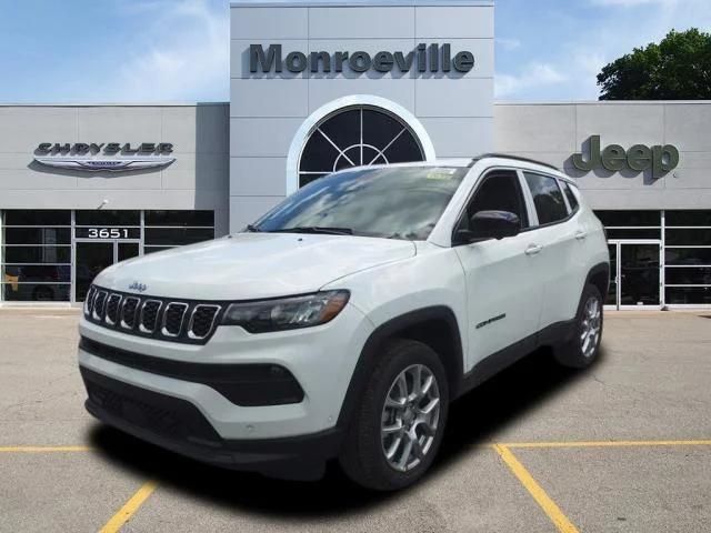 2024 Jeep Compass COMPASS LATITUDE LUX 4X4