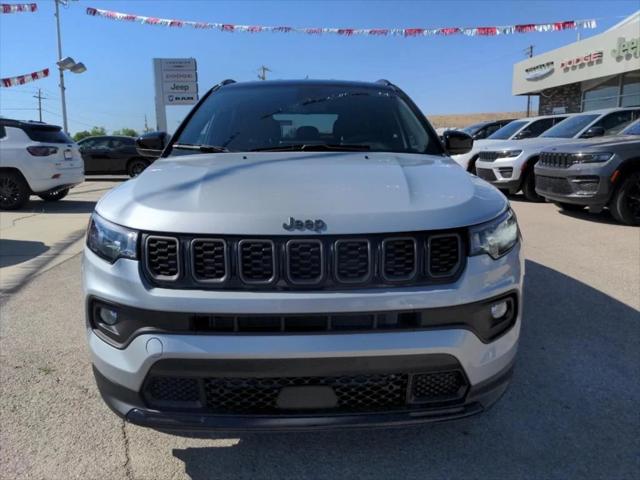 2024 Jeep Compass COMPASS LATITUDE 4X4