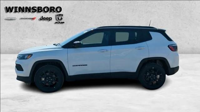 2024 Jeep Compass COMPASS LATITUDE 4X4