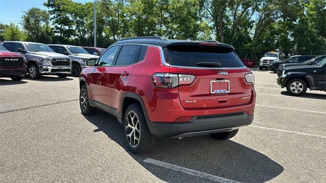 2024 Jeep Compass COMPASS LIMITED 4X4