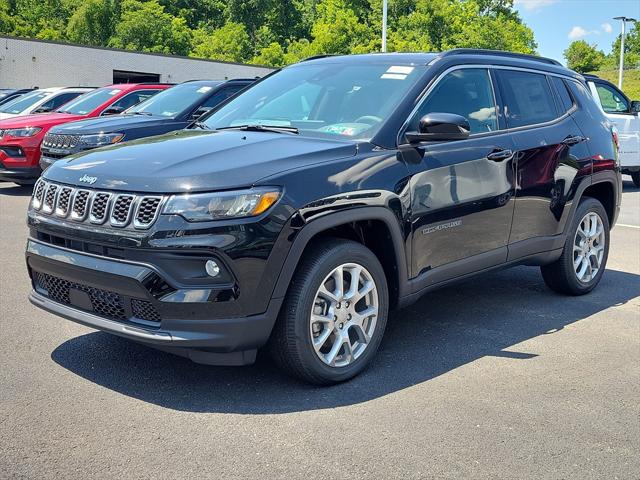 2024 Jeep Compass COMPASS LATITUDE LUX 4X4