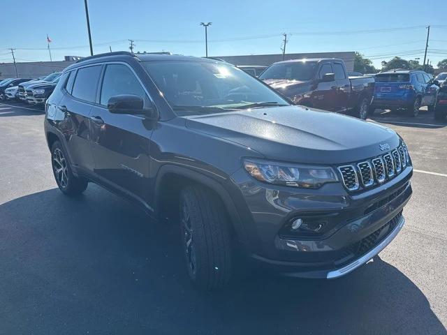 2024 Jeep Compass COMPASS LIMITED 4X4