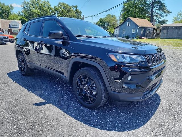 2024 Jeep Compass COMPASS LATITUDE 4X4