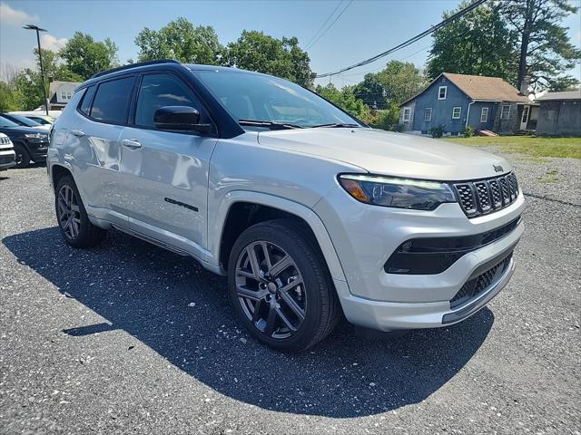 2024 Jeep Compass COMPASS LIMITED 4X4