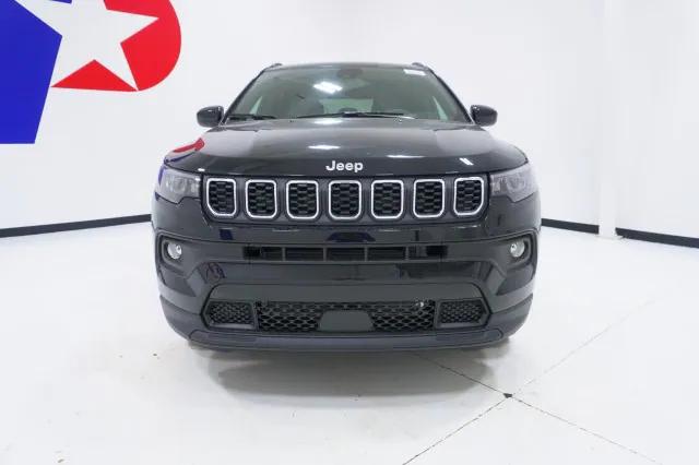 2024 Jeep Compass COMPASS LATITUDE LUX 4X4