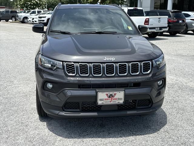 2024 Jeep Compass COMPASS LATITUDE LUX 4X4