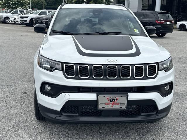 2024 Jeep Compass COMPASS LATITUDE LUX 4X4