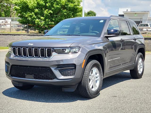 2024 Jeep Grand Cherokee GRAND CHEROKEE LAREDO 4X4