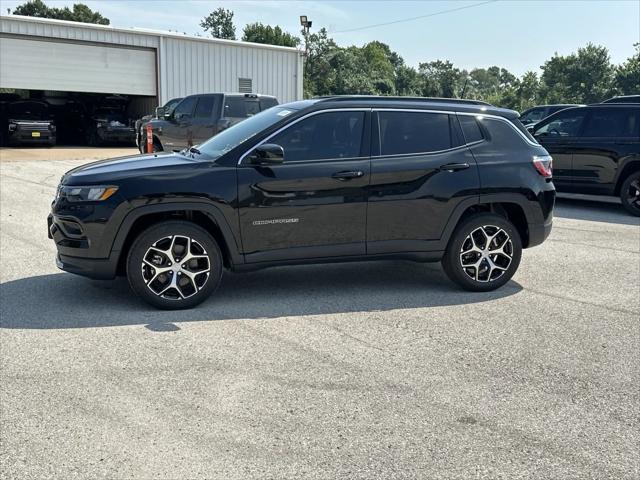 2024 Jeep Compass COMPASS LIMITED 4X4