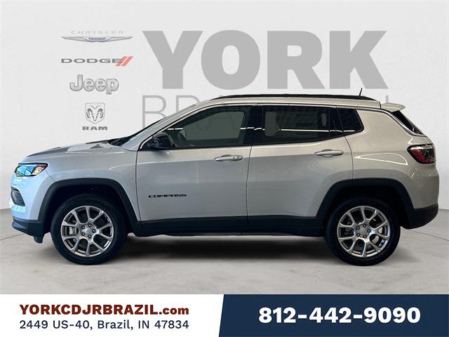 2024 Jeep Compass COMPASS LATITUDE LUX 4X4