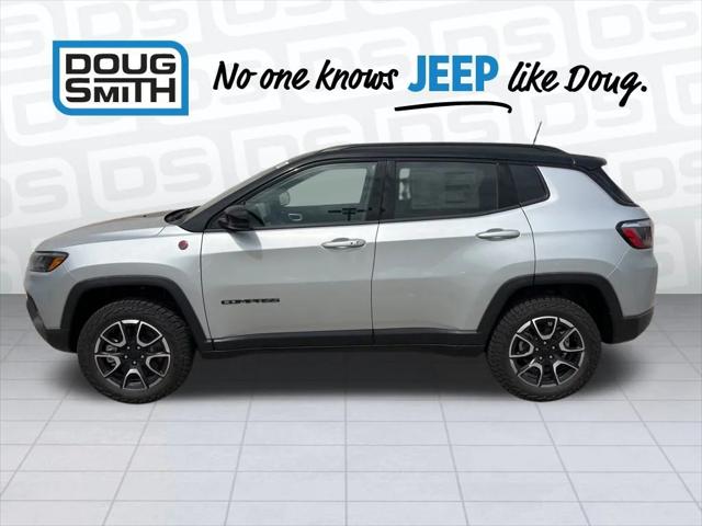 2024 Jeep Compass COMPASS TRAILHAWK 4X4