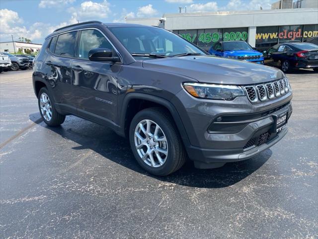 2024 Jeep Compass COMPASS LATITUDE LUX 4X4