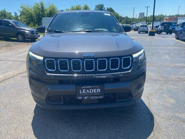 2024 Jeep Compass COMPASS LATITUDE LUX 4X4