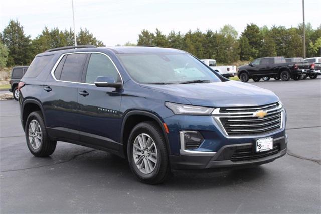 2022 Chevrolet Traverse AWD LT Leather