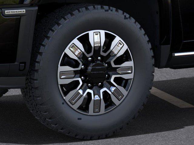 2024 GMC Sierra 2500HD 4WD Crew Cab Standard Bed Denali
