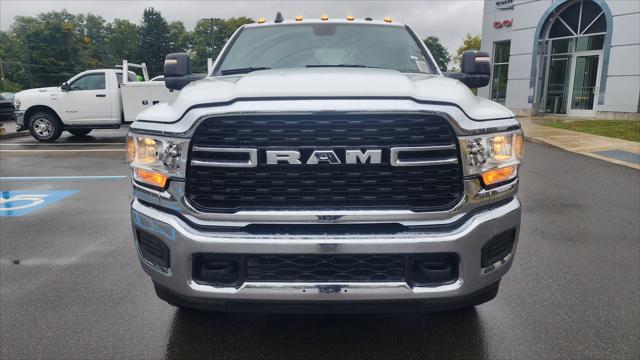 2024 RAM Ram 3500 RAM 3500 TRADESMAN CREW CAB 4X4 64 BOX