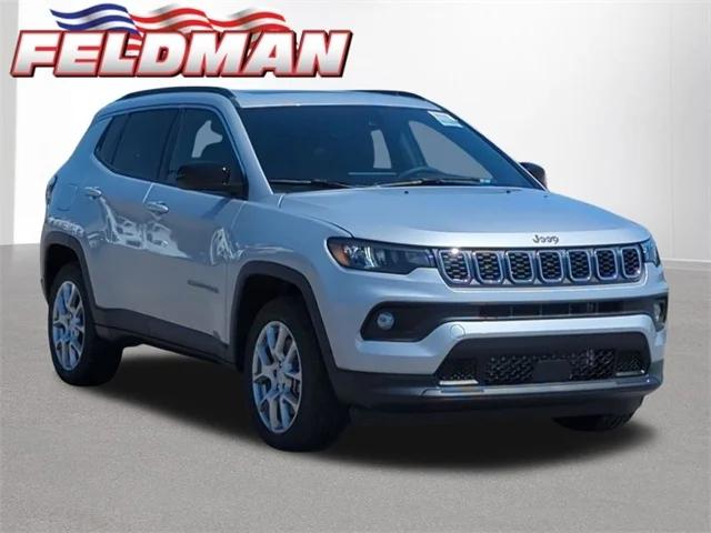 2024 Jeep Compass COMPASS LATITUDE LUX 4X4