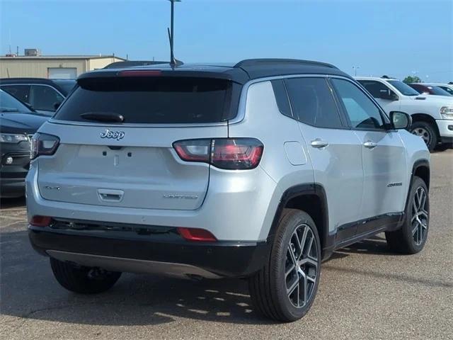 2024 Jeep Compass COMPASS LIMITED 4X4