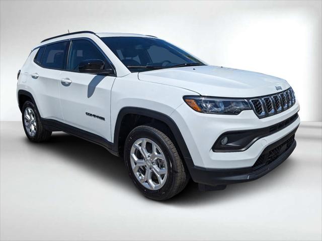 2024 Jeep Compass COMPASS LATITUDE 4X4