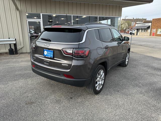 2023 Jeep Compass Latitude Lux FWD