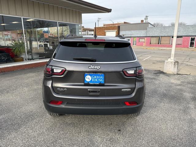 2023 Jeep Compass Latitude Lux FWD