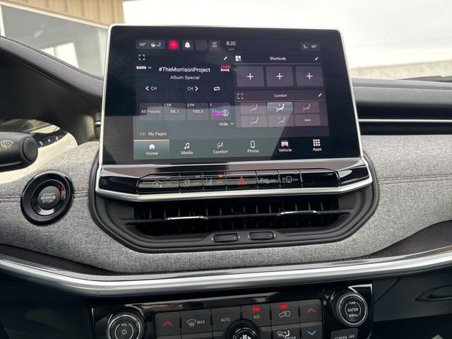 2023 Jeep Compass Latitude Lux FWD