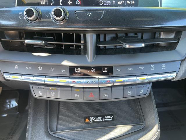 2023 Cadillac CT4 Premium Luxury