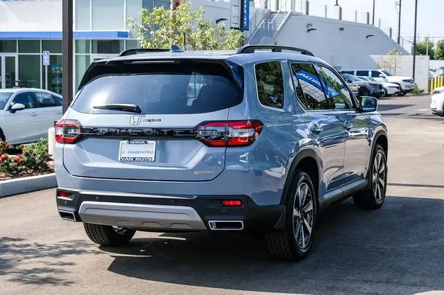 2025 Honda Pilot Touring