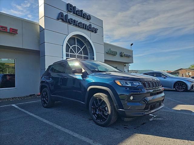 2024 Jeep Compass COMPASS LATITUDE 4X4