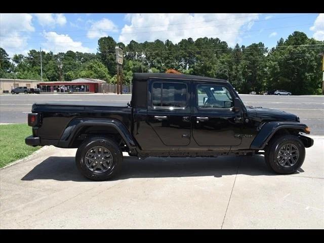 2024 Jeep Gladiator GLADIATOR SPORT S 4X4