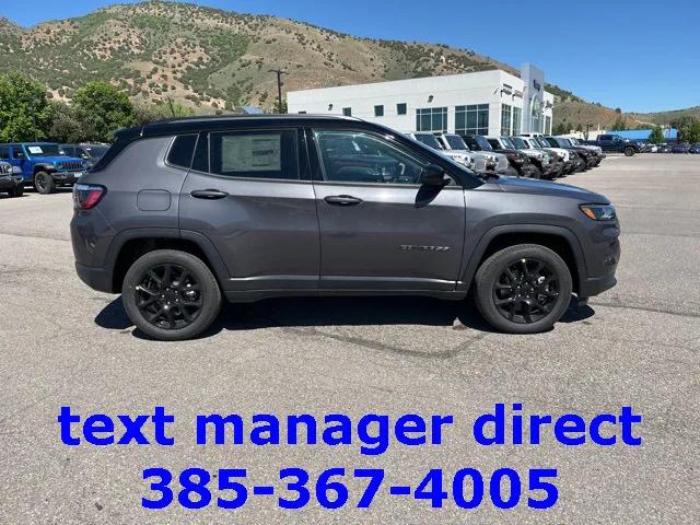 2024 Jeep Compass COMPASS LATITUDE 4X4